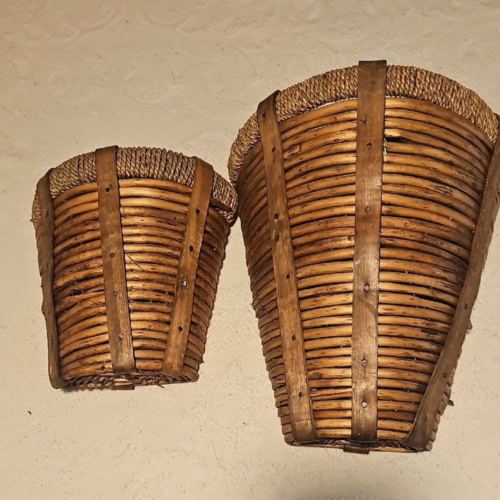 Home Interiors Pair of Rustic Brown Wicker Wall Baskets NWT never used - Picture 3 of 4
